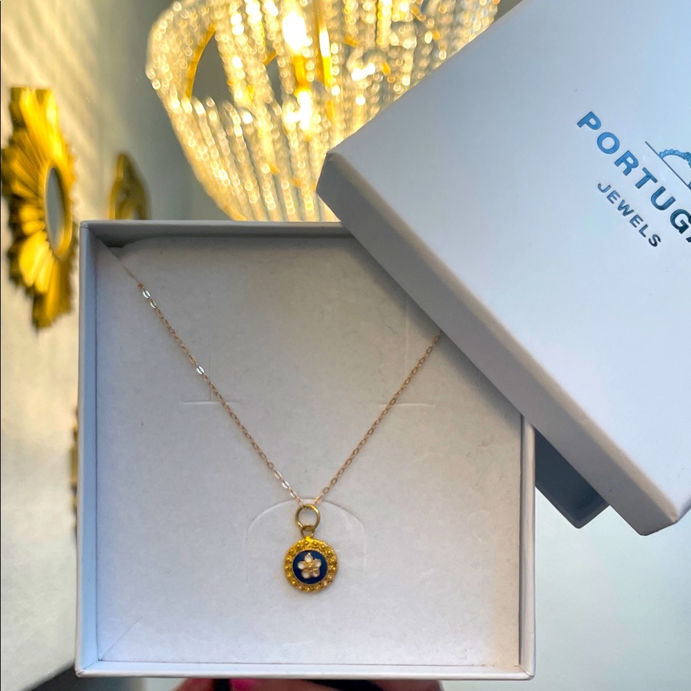 Portugal Jewels Daisy Necklace